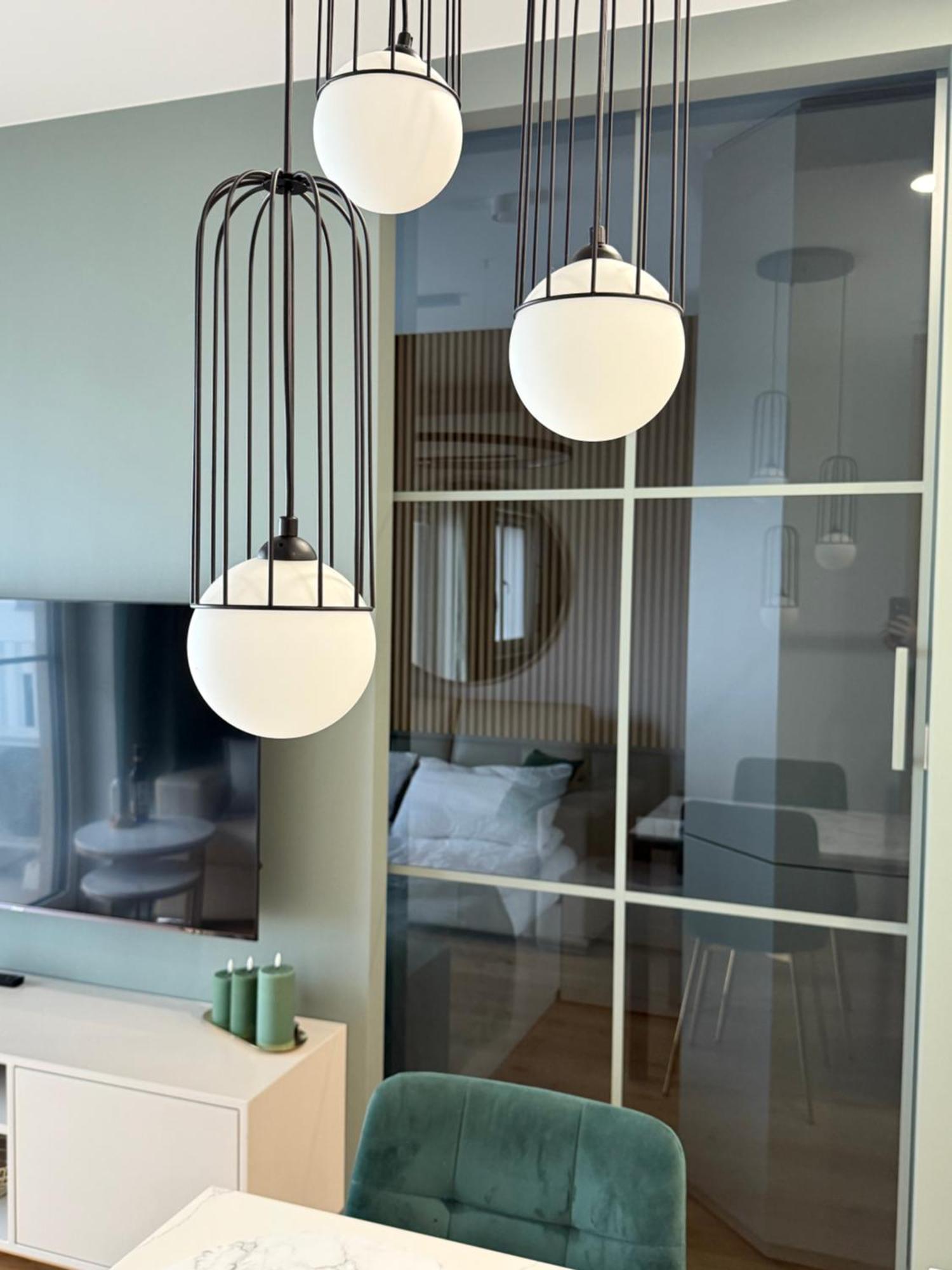 Apartament Luxury Modern Apartment,quiet Place Near To The Airport *
