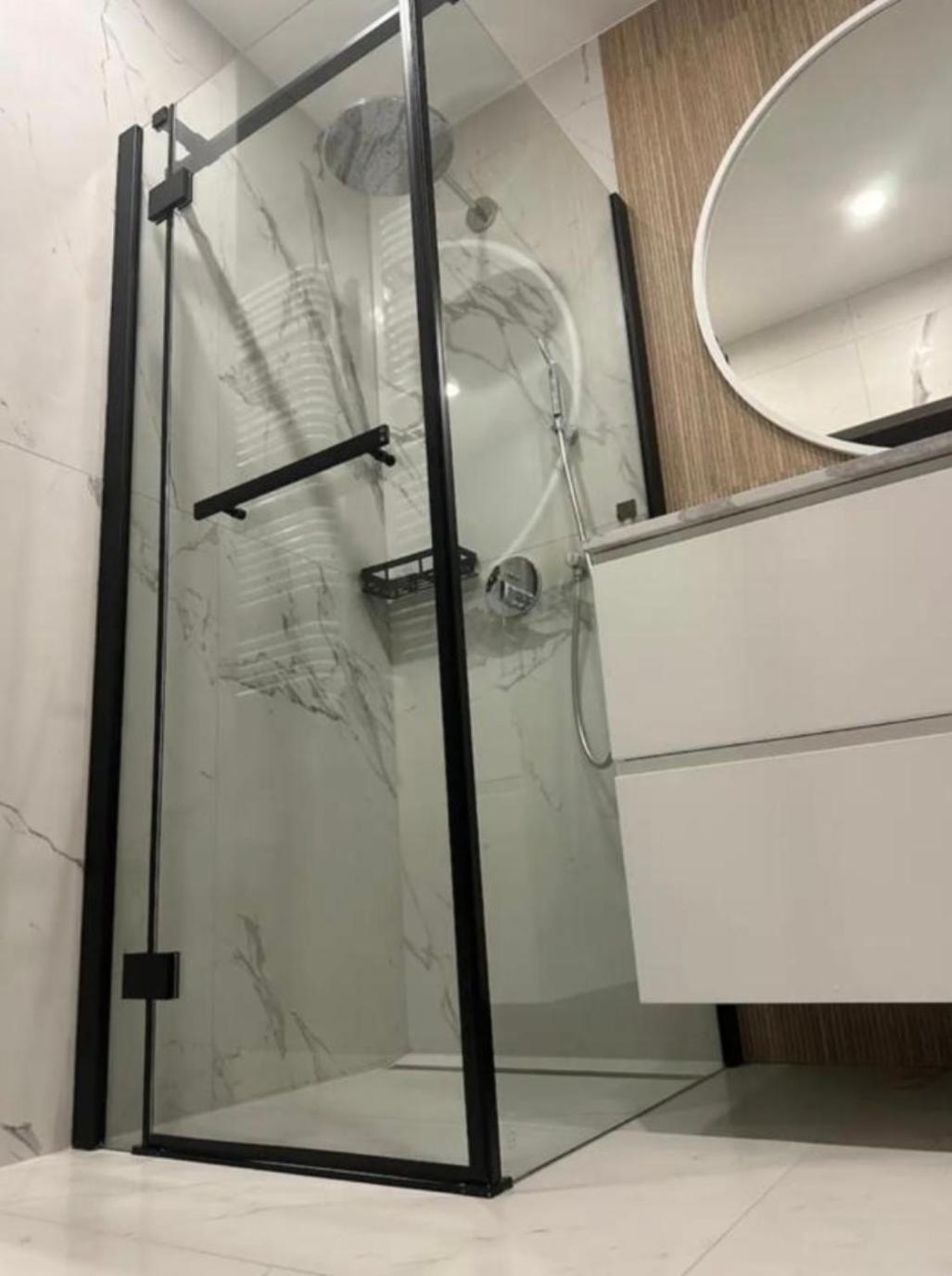 Luxury Modern Apartment,quiet Place Near To The Airport Apartament